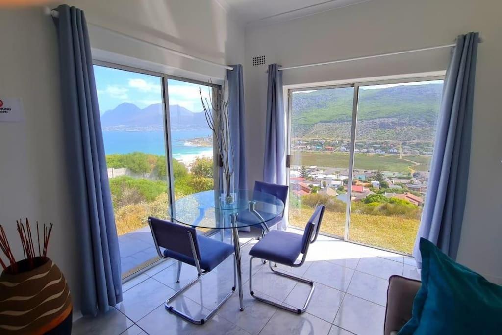 Seaviews Holiday Apartment 1 Cape Town Dış mekan fotoğraf